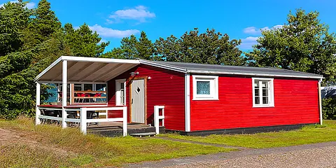 Hytter med Terrasse i skønne omgivelser - Jammerbugt Camping Hytter